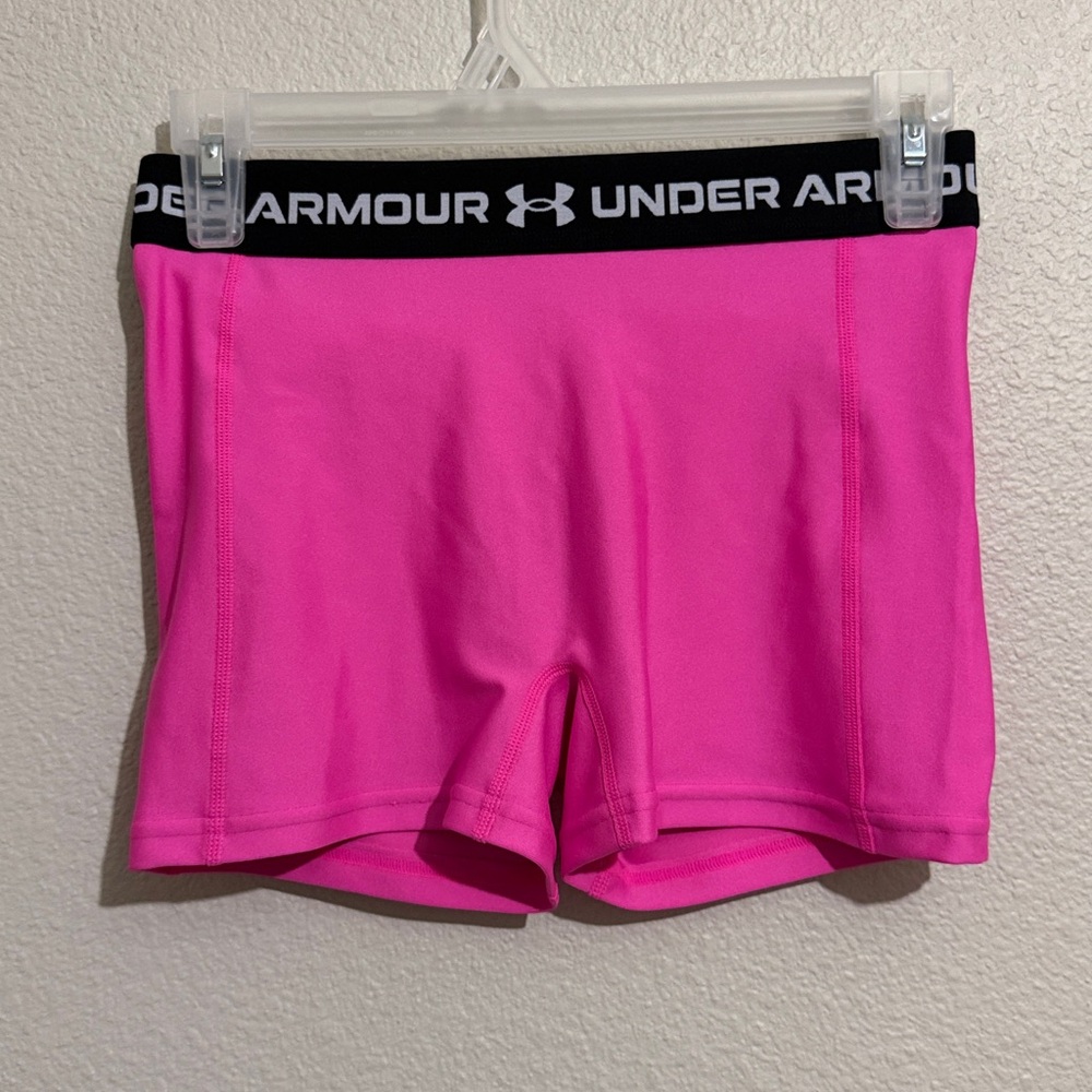 Under Armour Women's HeatGear Shorty Shorts Workout Sports Gym Sporty - Picture 2 of 6